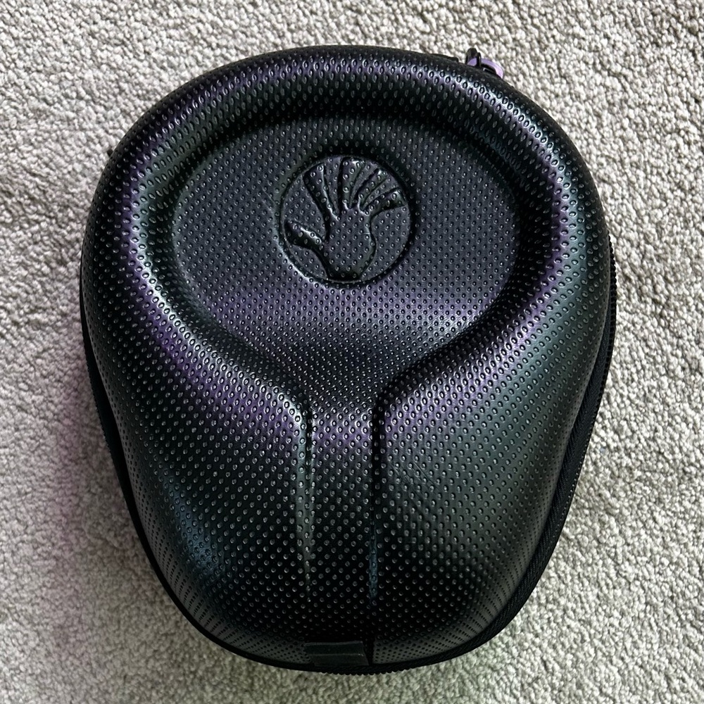 Audio Technica ATH-M40x Headphones with Hardshell Case (Excellent condition)